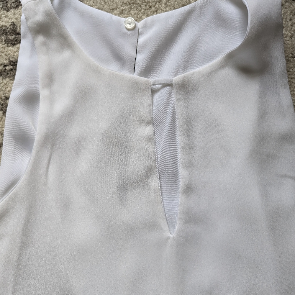 Express Reversible Keyhole Tank - Picture 3 of 5